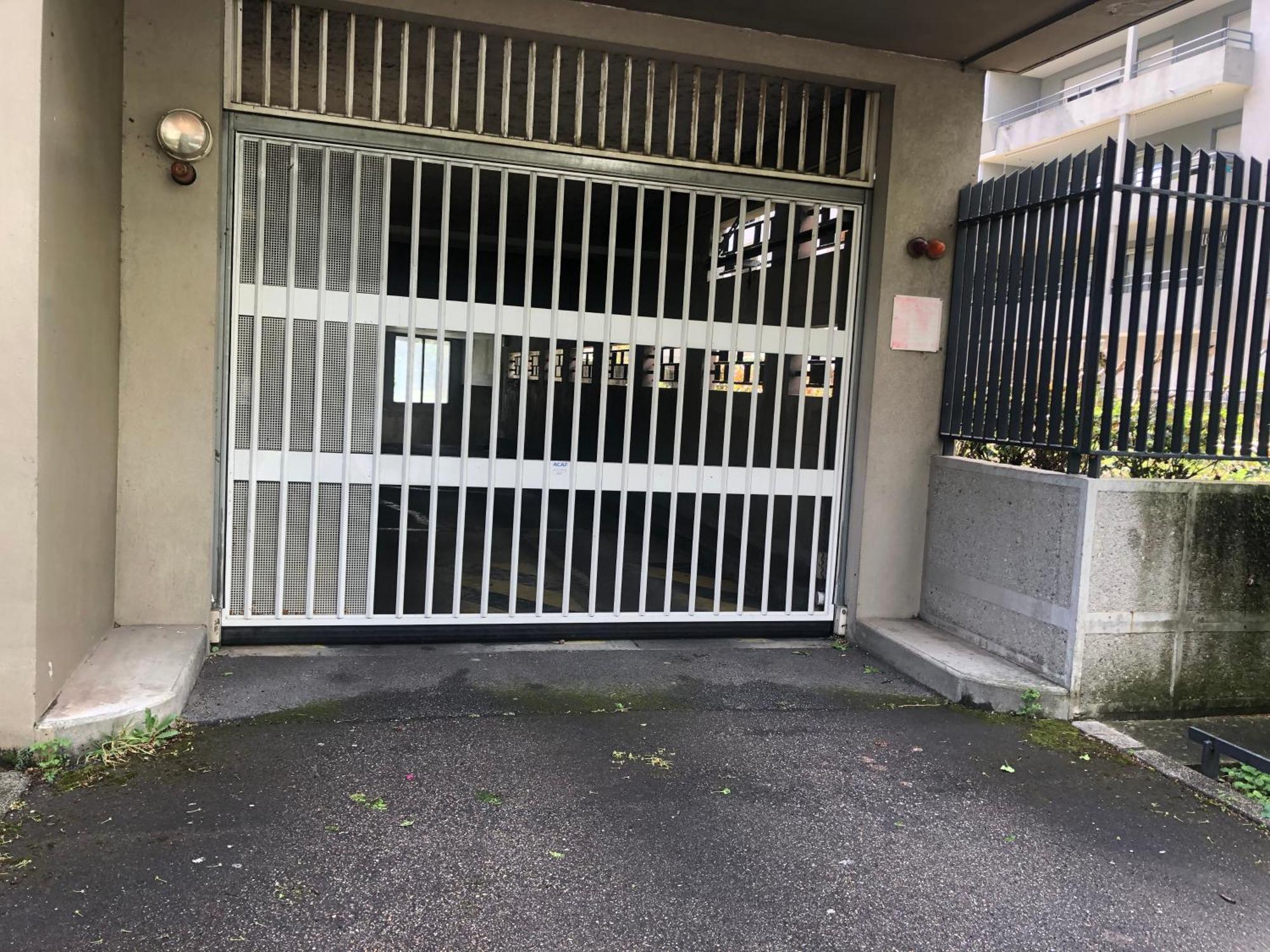 Soyeux De La Bruyere/ Grenoble*Parking Gratuit Lejlighed Eksteriør billede